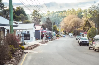 Dales Of Derby RGB 300dpi 111